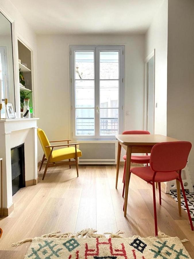 Modern Appartement W/ Tour Eiffel View In The 7Th Париж Экстерьер фото